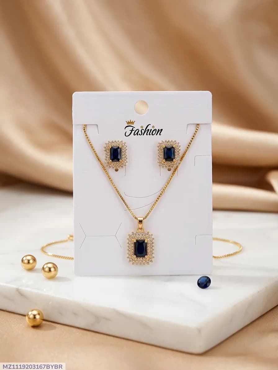 Women Funky Gold Plated Crystal Pendant Set
