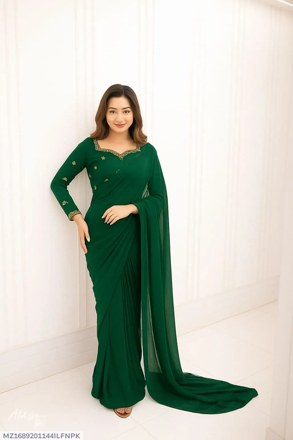 Green Star Embroidered Chiffon Saree Set for Women