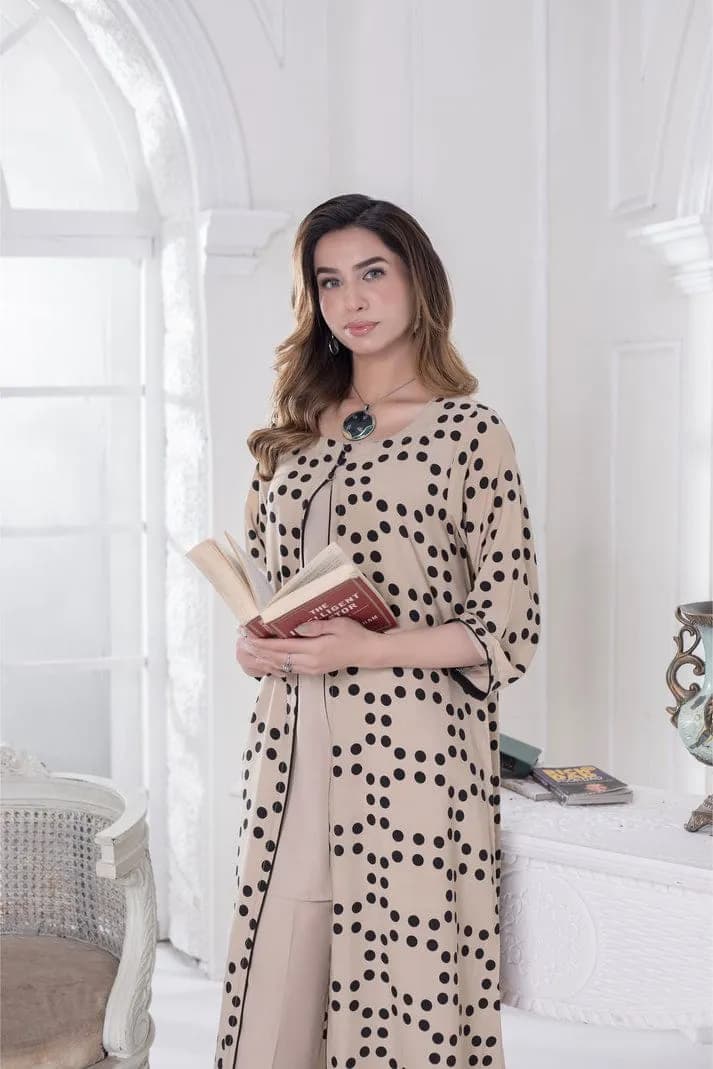 Off White Printed Lawn 3Pcs Women Suit Set