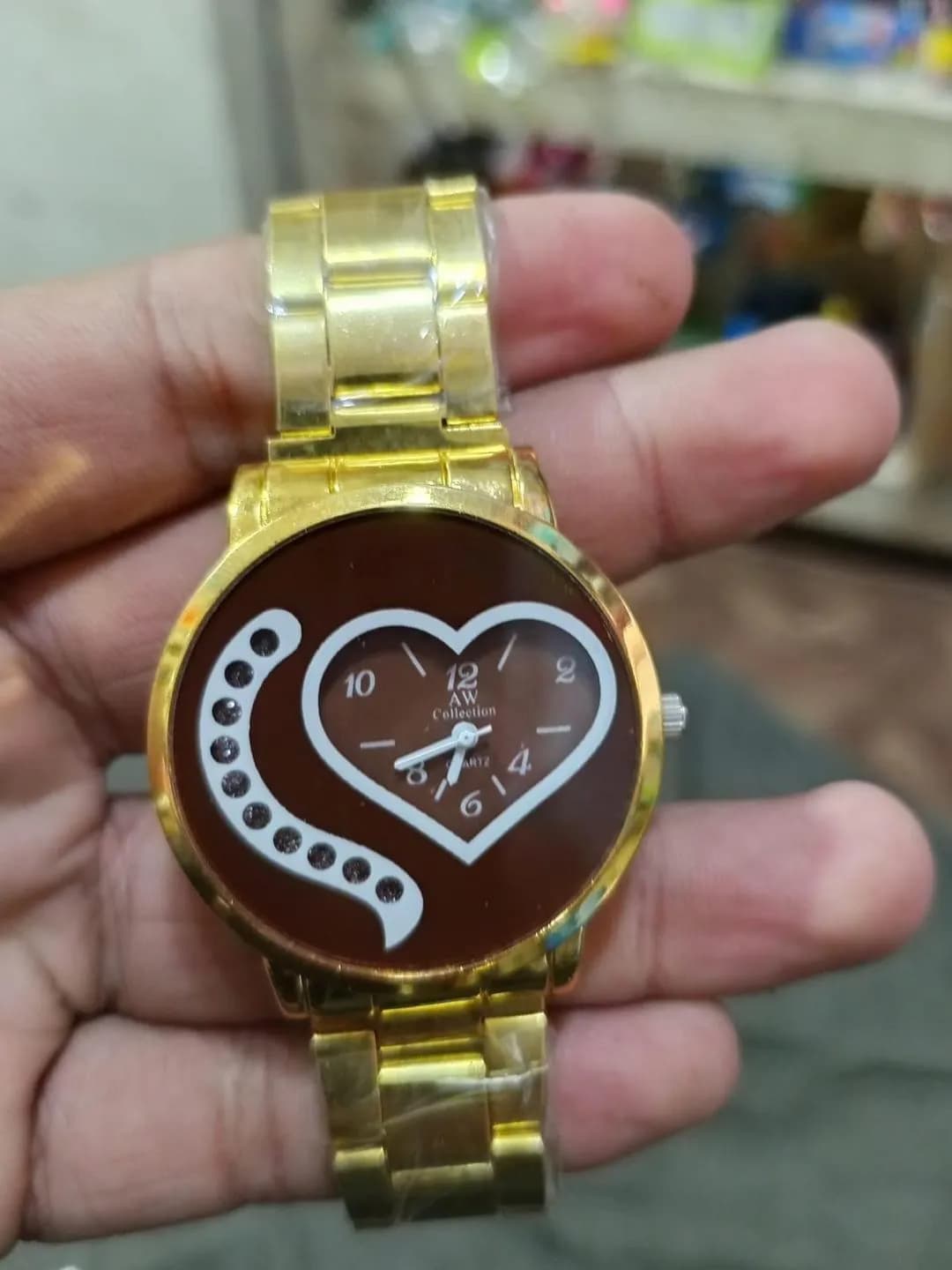 Gold Heart Shaped Analog Watch for Women