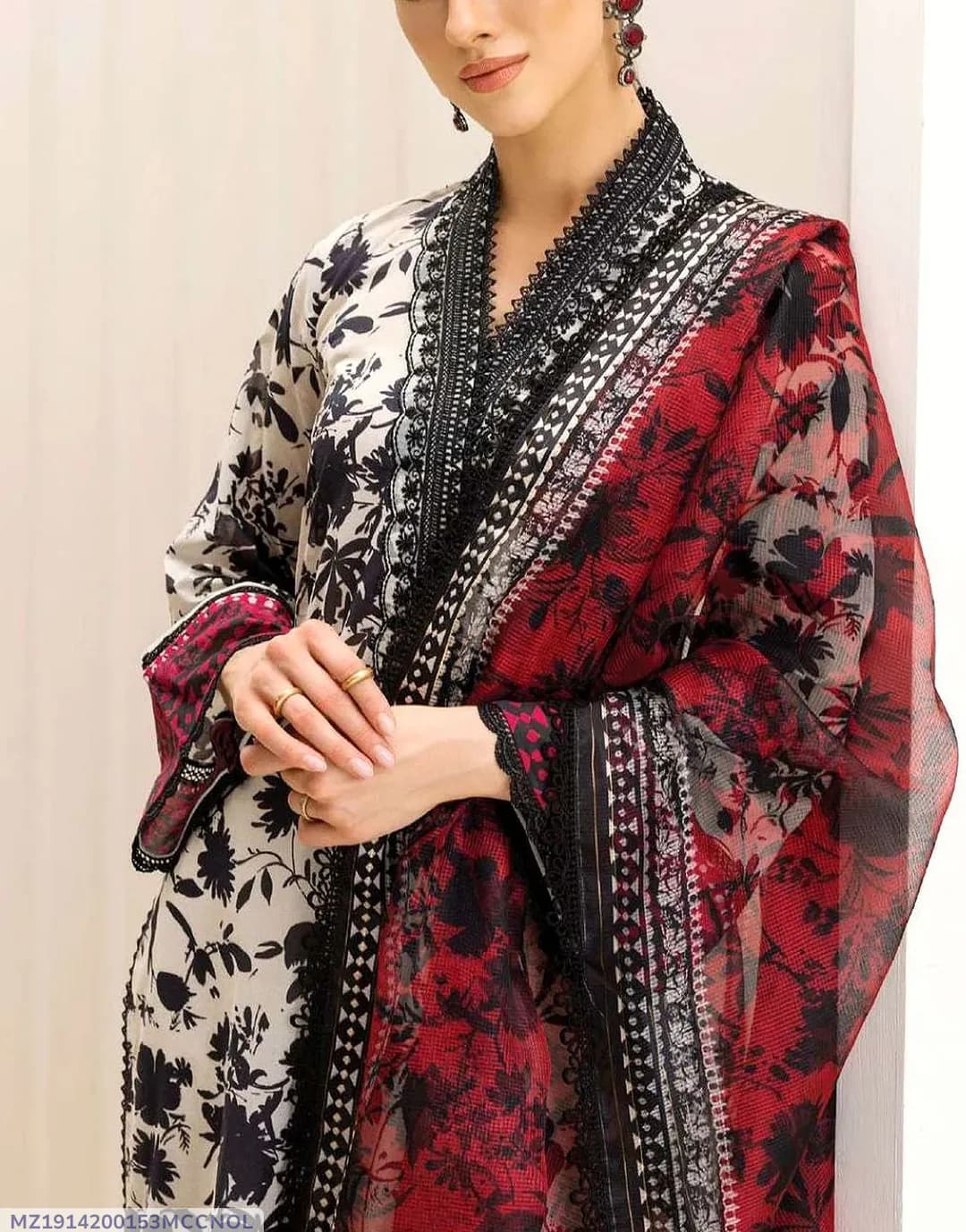 Black Digital Print Swiss Lawn 3Pcs Set