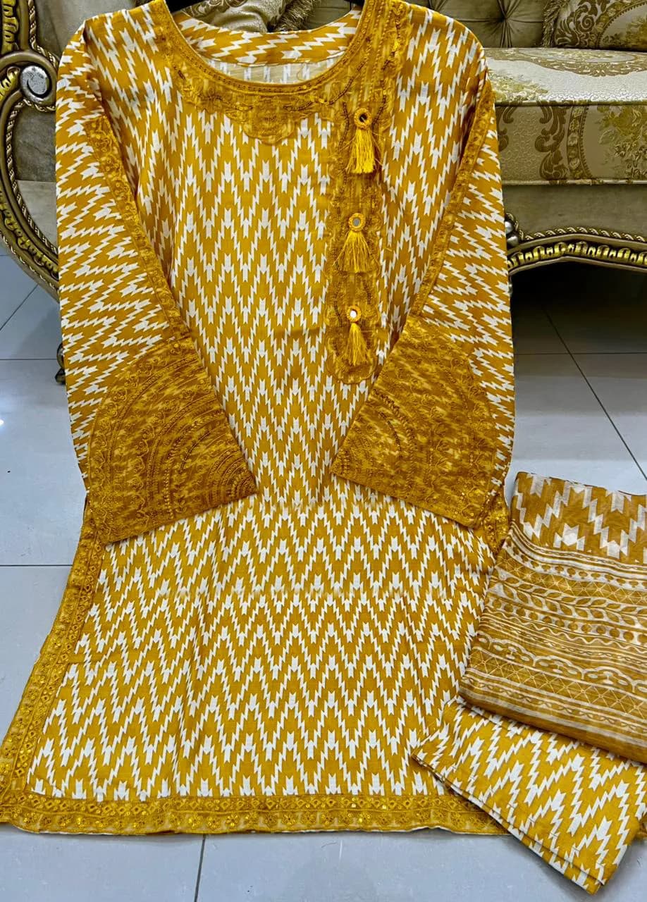 3 Pcs Women's Stitched Lawn Printed Suit