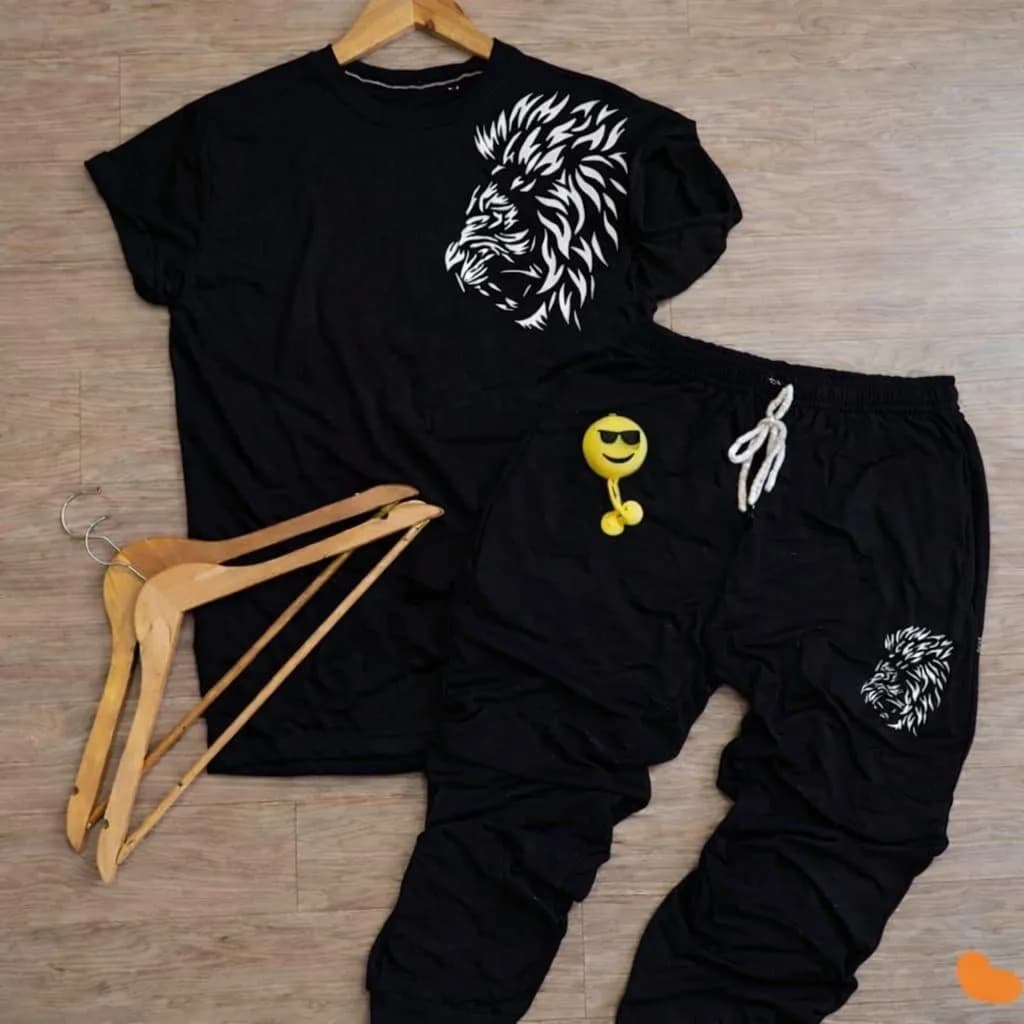 Men Black Lion Graphic Track Suit 28" XL