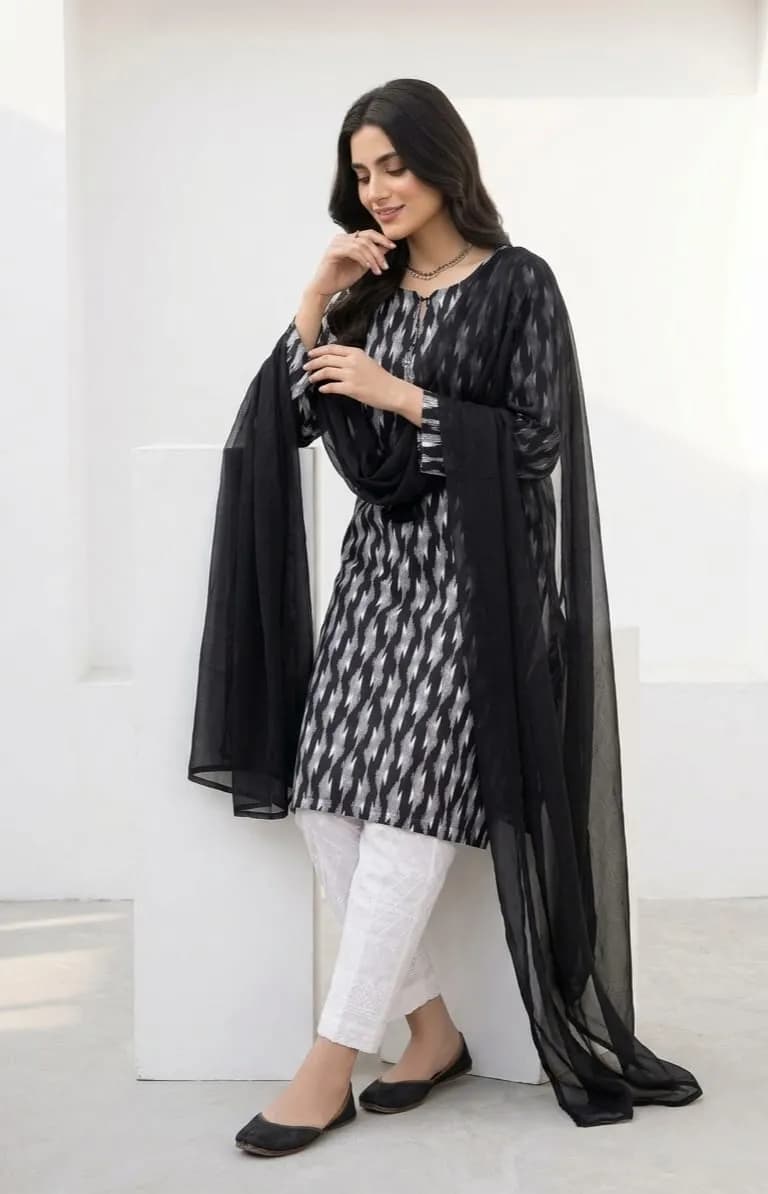 3Pcs Women's Stitched Arabic Lawn Block Printed Suit