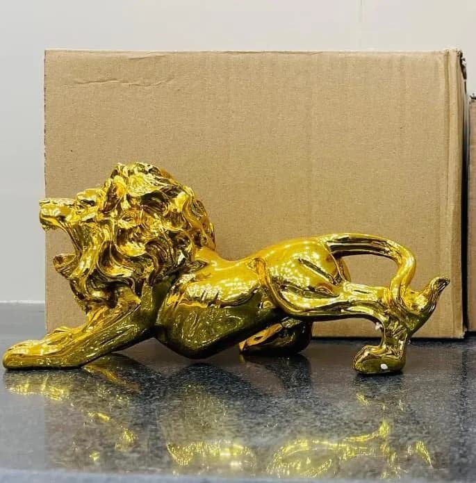 Golden Lion Metal Dashboard Ornament for Home Decor