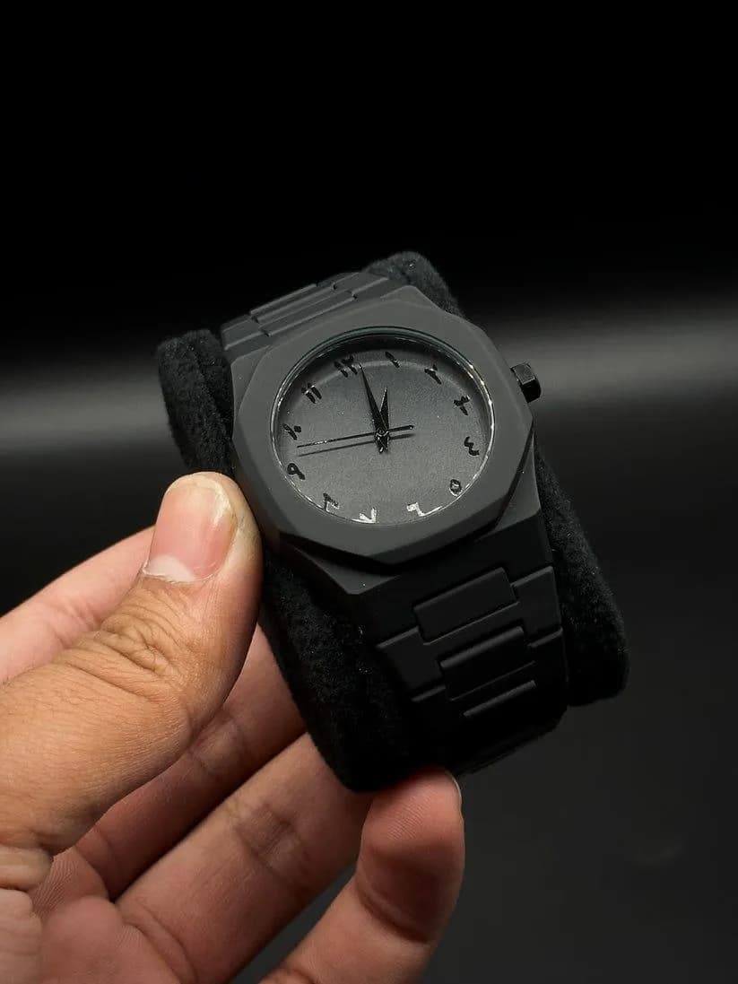 Black Plastic Boy's Analog Watch 4" Casual