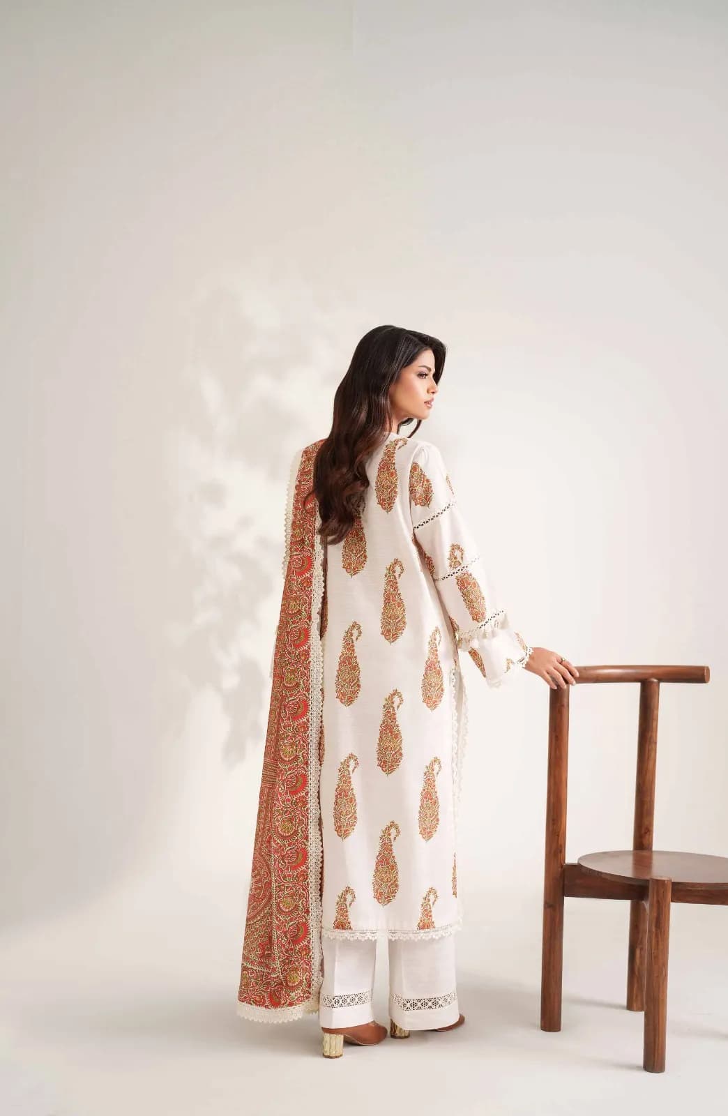 Off White Printed Dobby Lawn 3Pcs Suit