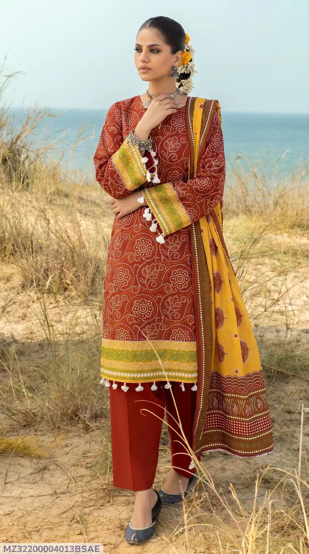 3 Pcs Women's Unstitched Printed Suit