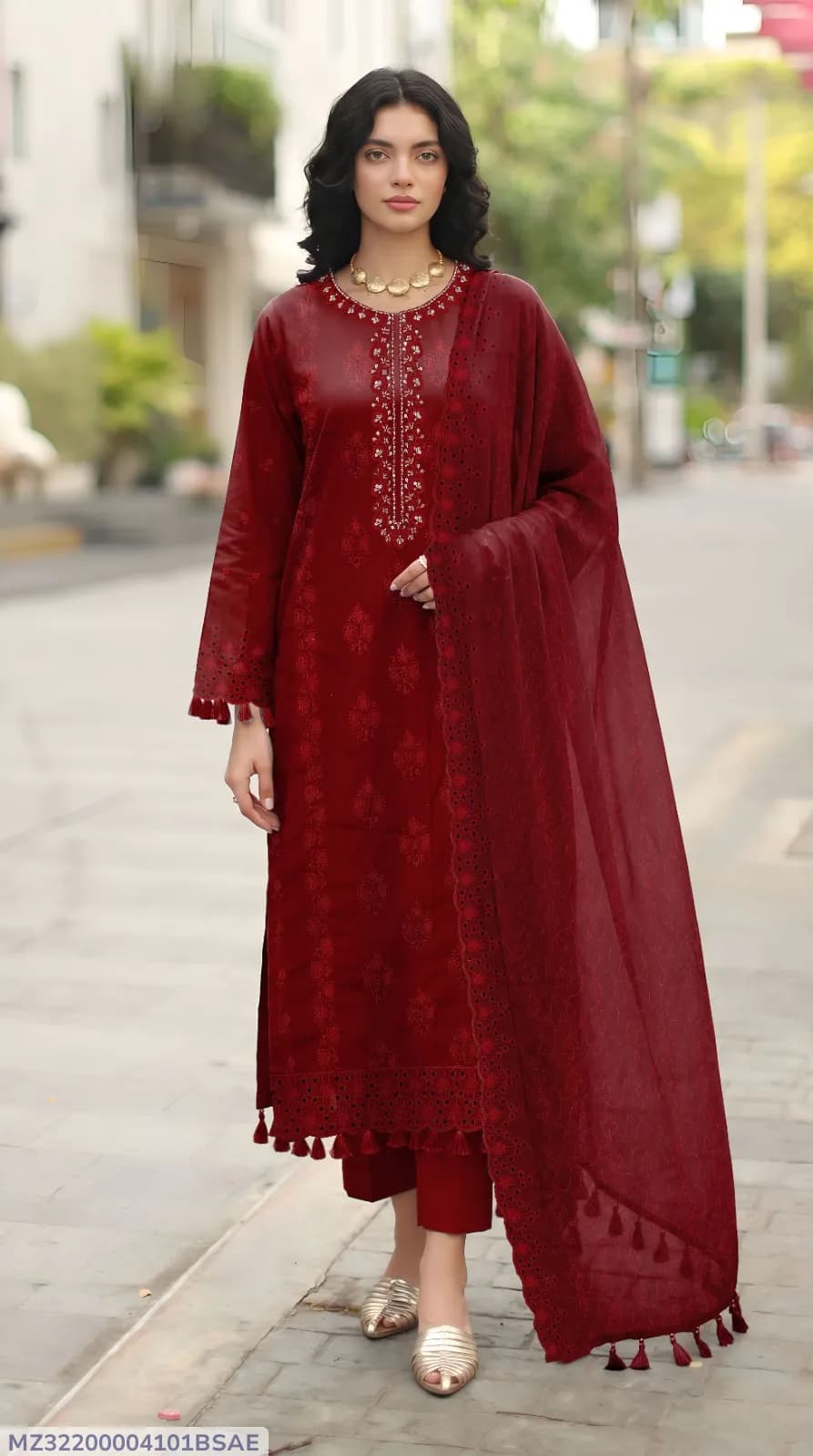 3 Pcs Women's Unstitched Embroidered Suit
