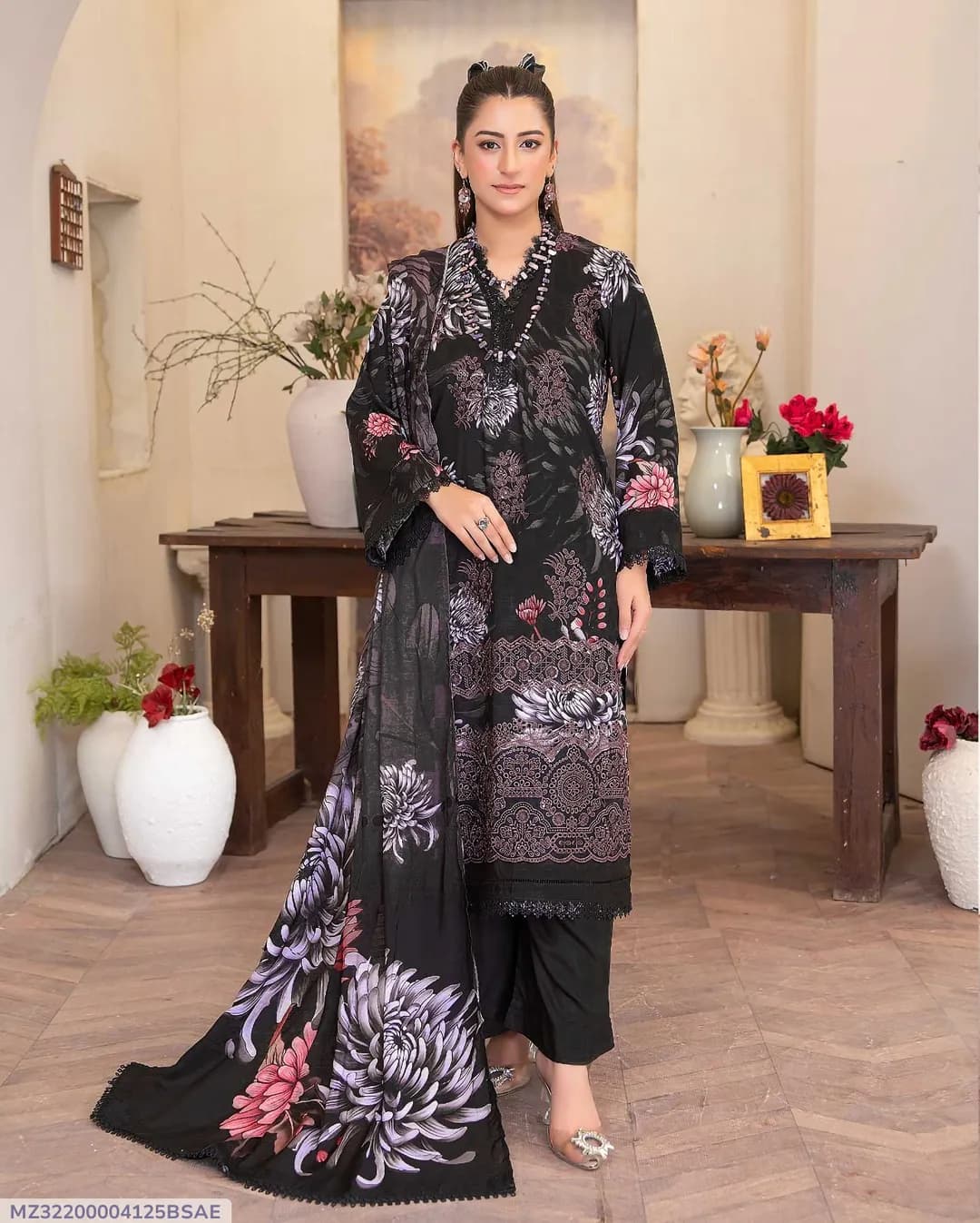3 Pcs Women's Unstitched Printed Suit