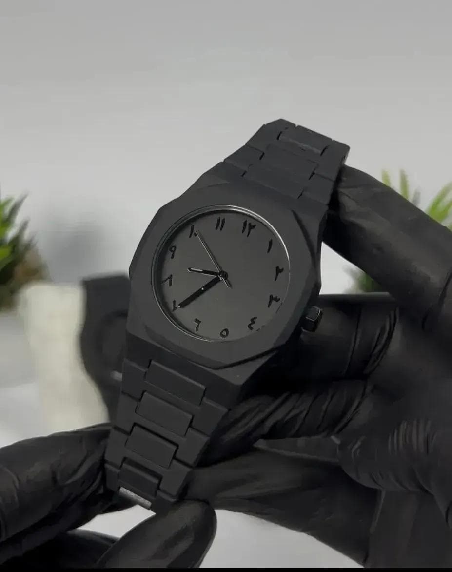 Men's Black Carbon Fiber Analogue Watch 12-Hour Display