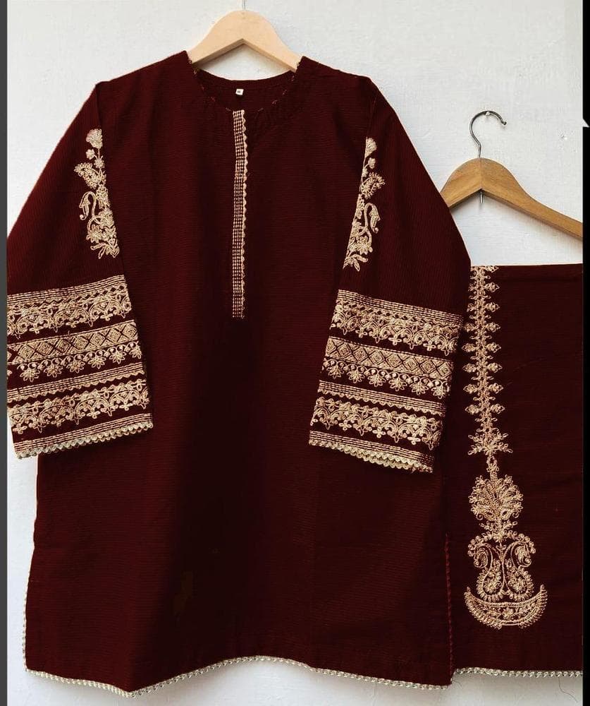 Women Katan Silk Embroidered Kurta Set Medium
