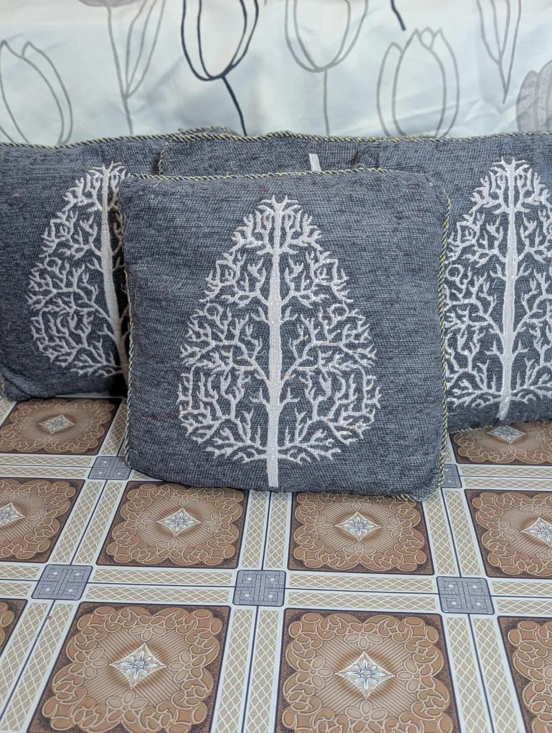 5-Piece Velvet Tree Design Cushion Covers Grey White