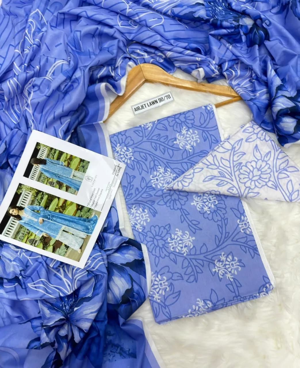 Blue Digital Print Lawn 3Pcs Set