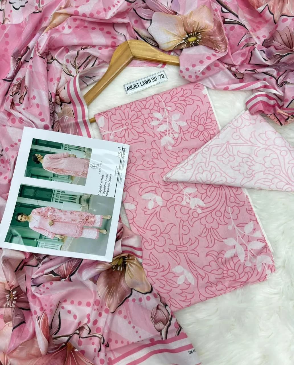 Pink Digital Print Lawn 3Pcs Set