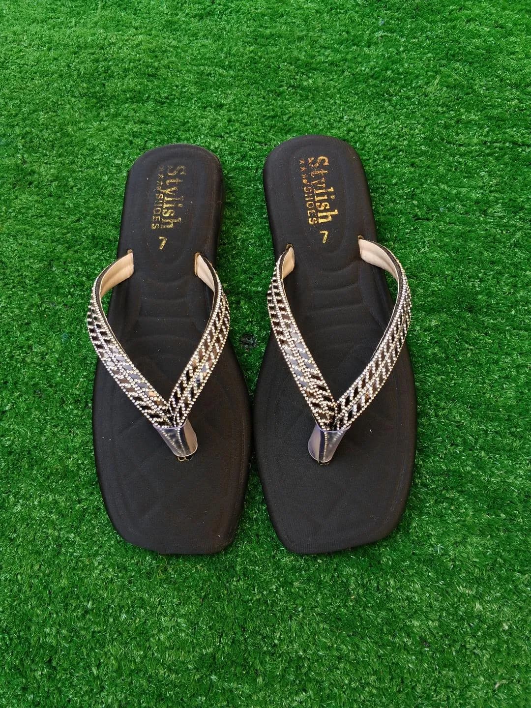 Trendy Rhinestone Flip Flops for Women Black
